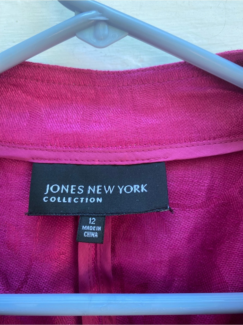 Jones New York Vibrant Fuchsia Three-Button Linen Blazer - Picture 6 of 11